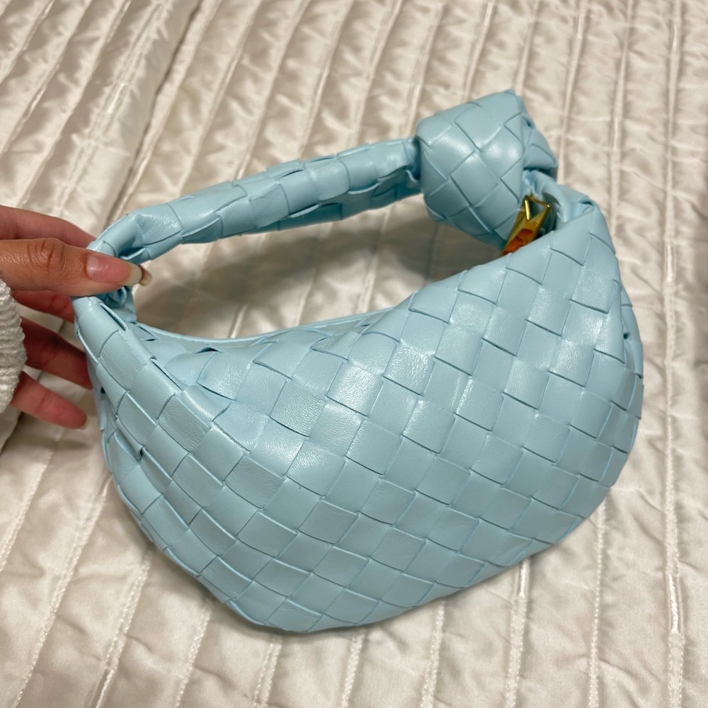 BOTTEGA VENETA Mini Jodie - Picture 4 of 9